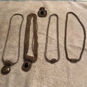 Jewelry lot# 12 - Vintage Silver Necklaces